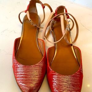 Beautiful Bohemian Rachel Roy ankle straps flats!